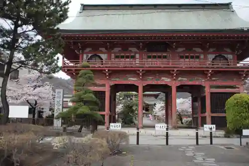 甲斐善光寺の山門