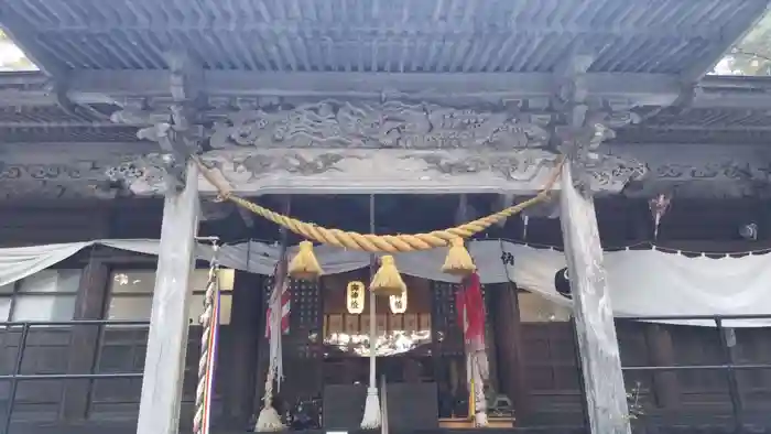 黒崎神社の本殿