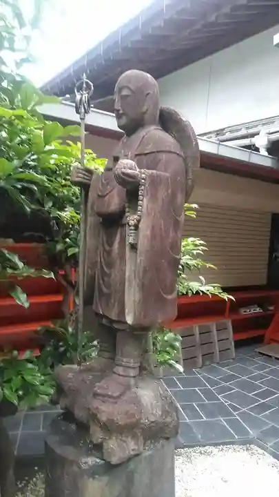 石鎚本教吉見教会の像