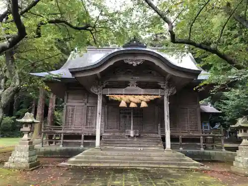 由良比女神社の本殿