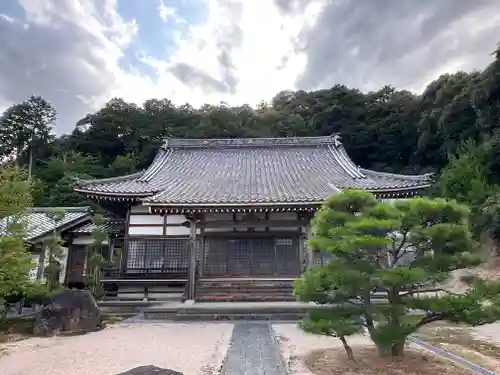 金剛寺の本殿