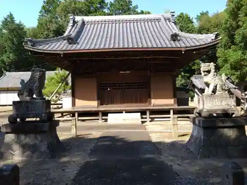 八幡社の本殿・本堂