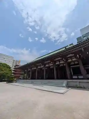 東長寺の本殿・本堂
