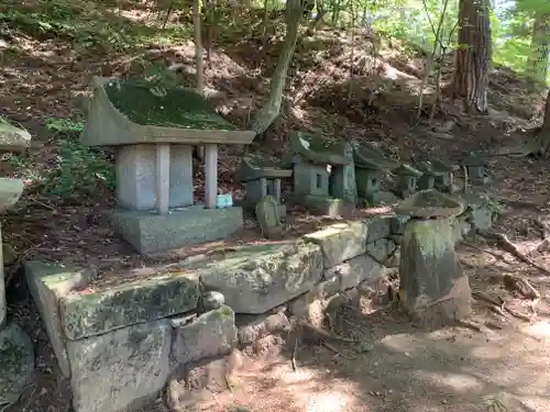 足長神社の末社・摂社