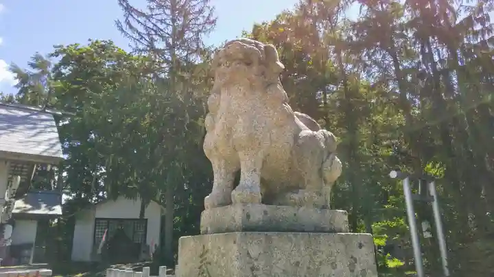 名寄神社の狛犬