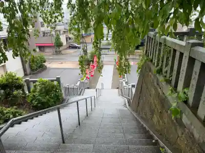 毛谷黒龍神社の{uncategorized: "未分類", other: "その他", undefined: "問題あり", building: "その他建物", grave: "お墓", sacred_gate: "鳥居", guardian: "狛犬", statue: "像", buddha: "仏像", history: "歴史", nature: "自然", garden: "庭園", animal: "動物", pagoda: "塔", temizu: "手水舎", mountain_gate: "山門・神門", sanctuary: "本殿・本堂", subordinate: "末社・摂社", art: "芸術", scenery: "景色", jizo: "地蔵", ema: "絵馬", goshuin: "御朱印", omikuji: "おみくじ", items: "授与品その他", amulet: "お守り", goshuincho: "御朱印帳", eats: "食事", festival: "お祭り", votive_dance: "神楽", shichigosan: "七五三参", wedding: "結婚式", experience: "体験その他", initially: "初詣", around: "周辺", anti_infection: "感染症対策"}