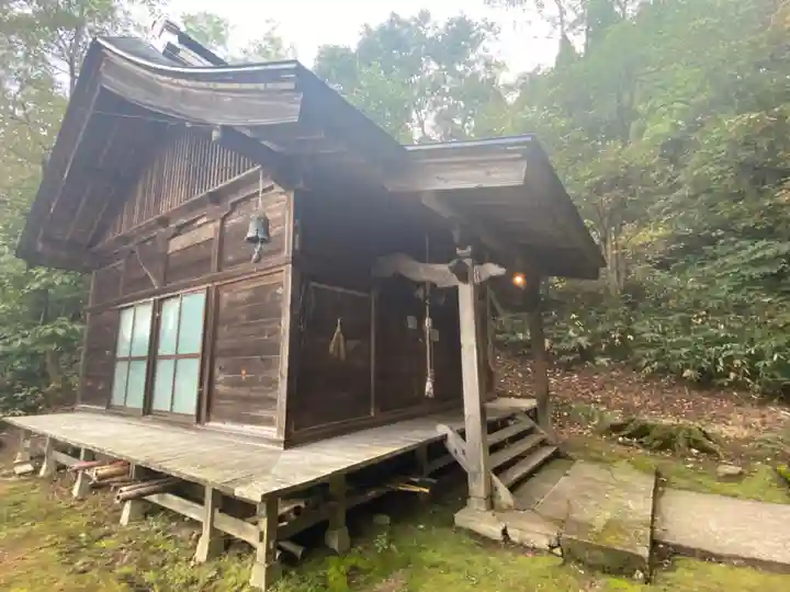 七滝神社の本殿・本堂