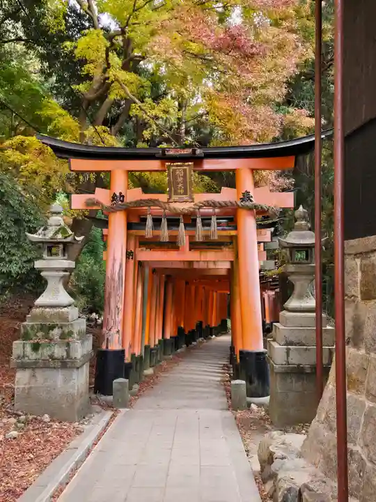 伏見稲荷大社 御膳谷奉拝所(京都府)