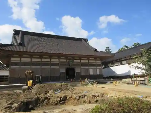 総持寺祖院の本殿