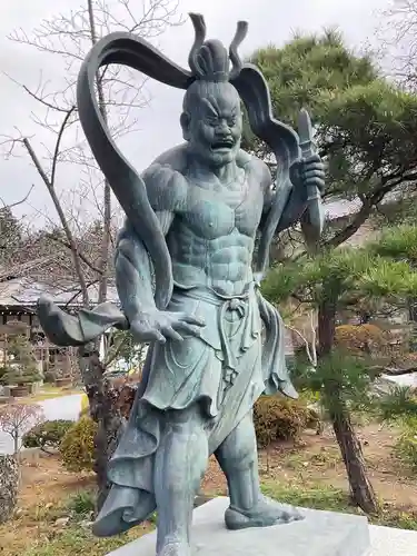 光明寺の像