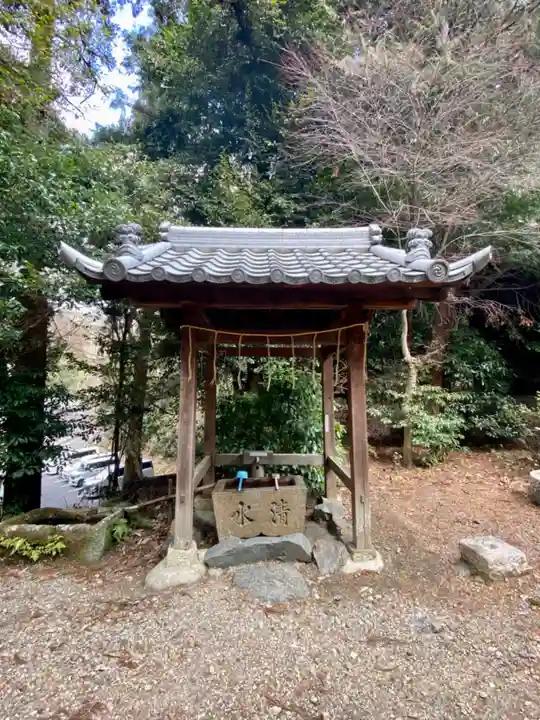 蟬丸神社(蝉丸神社)の手水舎