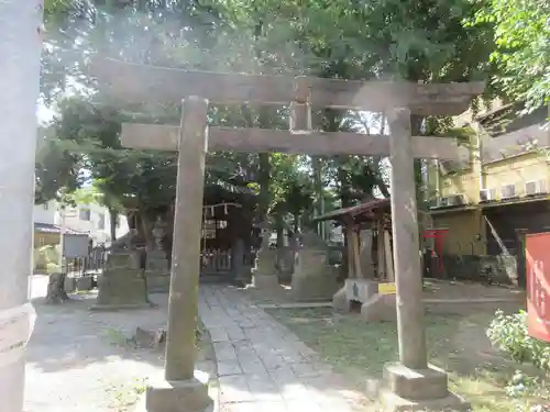 南品川諏訪神社の鳥居