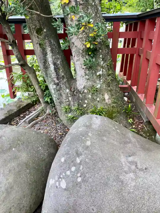 旗上弁財天社の末社・摂社