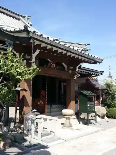 京善寺の本殿