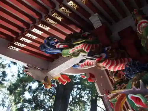 三峯神社の像