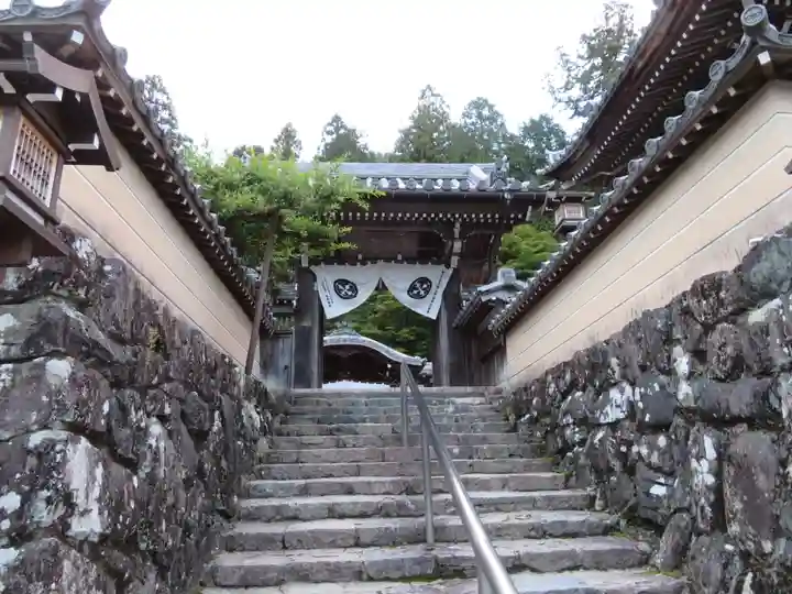 温泉寺の山門・神門