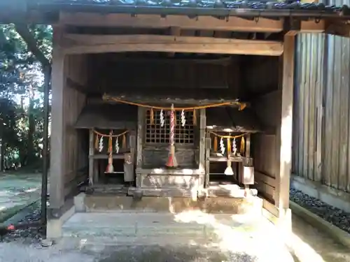 多田神社の末社