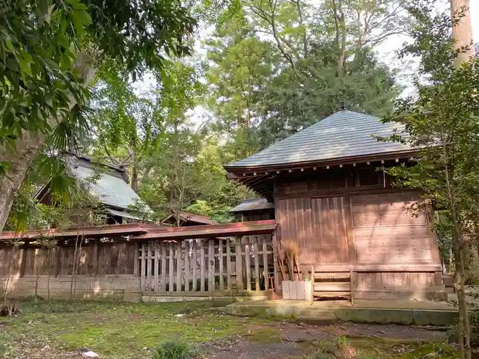 手子后神社の本殿