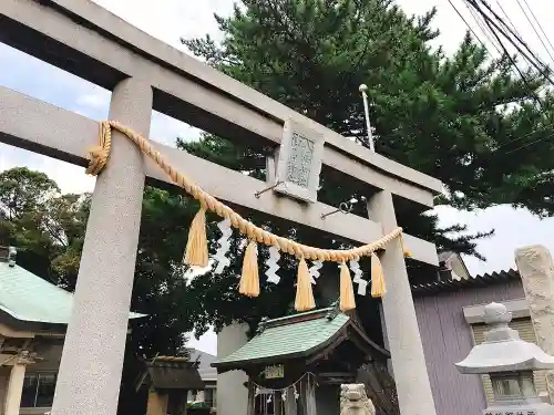 八幡津島神社の鳥居