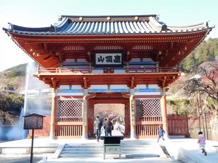 勝尾寺の山門・神門