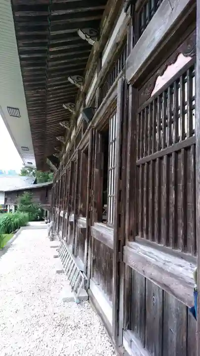 龍谷寺の本殿・本堂