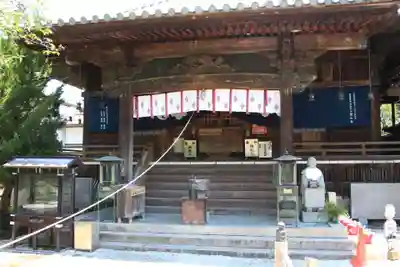 霊山寺の本殿・本堂