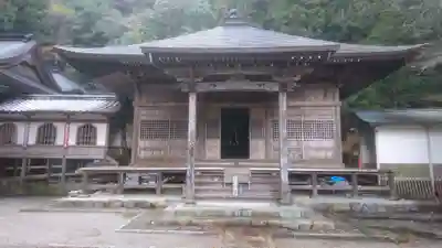 甘南美寺の本殿・本堂