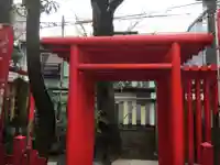 隆栄稲荷神社の鳥居