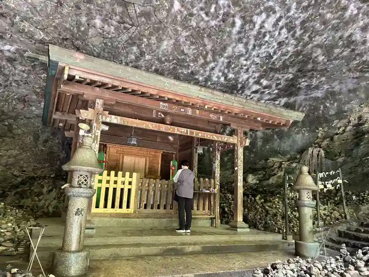 天安河原宮(宮崎県)