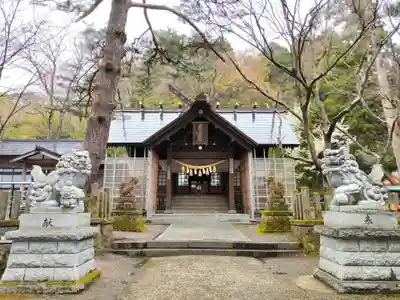 春日山神社の本殿・本堂