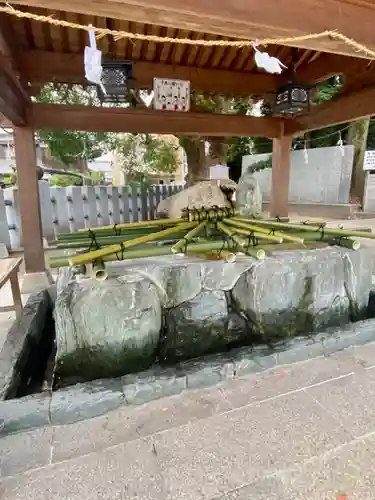 伊豫豆比古命神社の手水舎