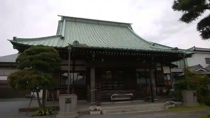 傳心寺の本殿・本堂
