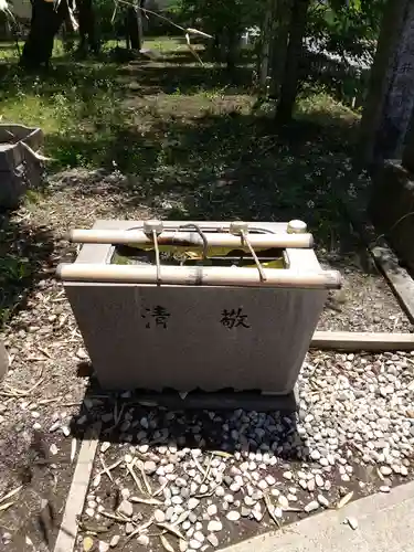 諏訪神社の手水舎
