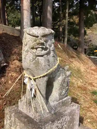 坂本八幡神社の狛犬