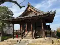百済寺の本殿・本堂