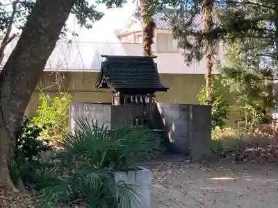 高井八幡神社の末社・摂社