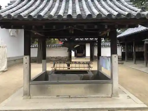 白鳥神社の手水