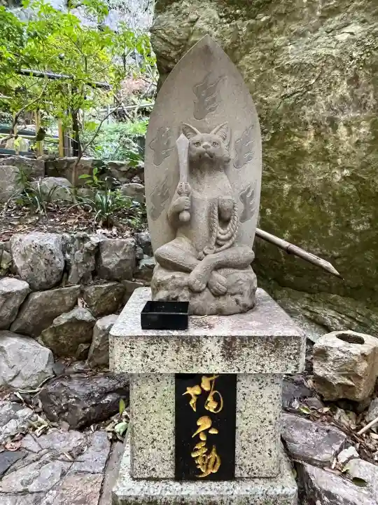 お松大権現の{uncategorized: "未分類", other: "その他", undefined: "問題あり", building: "その他建物", grave: "お墓", sacred_gate: "鳥居", guardian: "狛犬", statue: "像", buddha: "仏像", history: "歴史", nature: "自然", garden: "庭園", animal: "動物", pagoda: "塔", temizu: "手水舎", mountain_gate: "山門・神門", sanctuary: "本殿・本堂", subordinate: "末社・摂社", art: "芸術", scenery: "景色", jizo: "地蔵", ema: "絵馬", goshuin: "御朱印", omikuji: "おみくじ", items: "授与品その他", amulet: "お守り", goshuincho: "御朱印帳", eats: "食事", festival: "お祭り", votive_dance: "神楽", shichigosan: "七五三参", wedding: "結婚式", experience: "体験その他", initially: "初詣", around: "周辺", anti_infection: "感染症対策"}