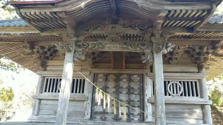 横山神社の本殿・本堂
