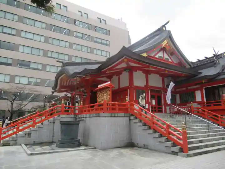花園神社の本殿・本堂