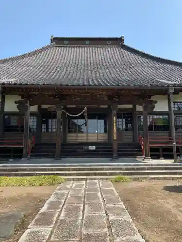 遍照寺の本殿・本堂