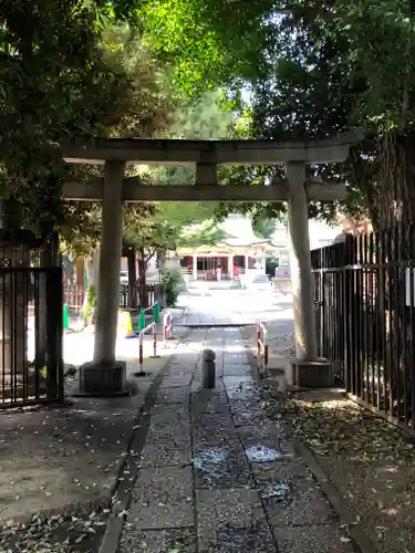 白山神社の鳥居