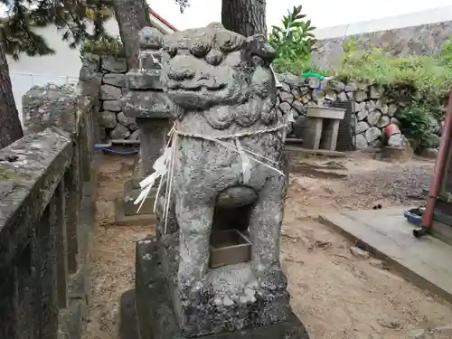 出羽神社の狛犬