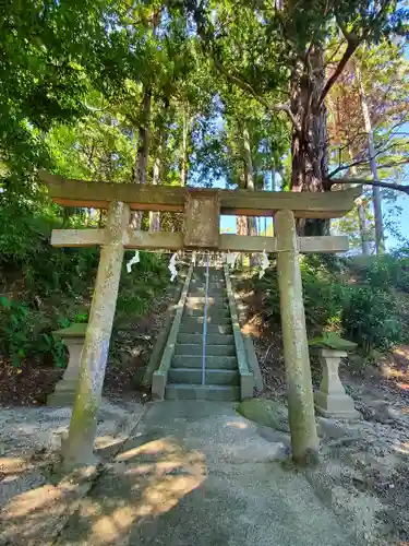 阿久津「田村神社」（郡山市阿久津町）旧社名：伊豆箱根三嶋三社の鳥居