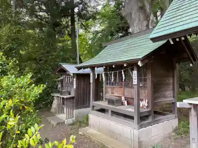 常陸第三宮　吉田神社の{uncategorized: "未分類", other: "その他", undefined: "問題あり", building: "その他建物", grave: "お墓", sacred_gate: "鳥居", guardian: "狛犬", statue: "像", buddha: "仏像", history: "歴史", nature: "自然", garden: "庭園", animal: "動物", pagoda: "塔", temizu: "手水舎", mountain_gate: "山門・神門", sanctuary: "本殿・本堂", subordinate: "末社・摂社", art: "芸術", scenery: "景色", jizo: "地蔵", ema: "絵馬", goshuin: "御朱印", omikuji: "おみくじ", items: "授与品その他", amulet: "お守り", goshuincho: "御朱印帳", eats: "食事", festival: "お祭り", votive_dance: "神楽", shichigosan: "七五三参", wedding: "結婚式", experience: "体験その他", initially: "初詣", around: "周辺", anti_infection: "感染症対策"}