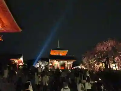 清水寺の山門・神門