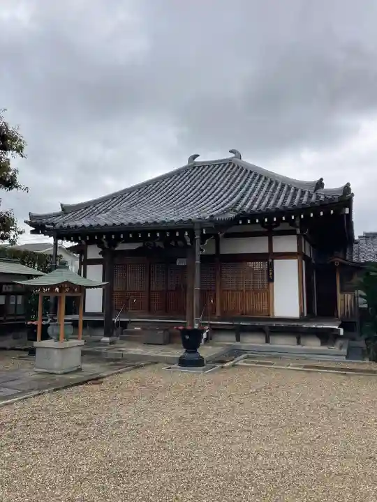 西琳寺の本殿・本堂