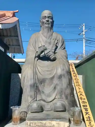 雲竜寺の{uncategorized: "未分類", other: "その他", undefined: "問題あり", building: "その他建物", grave: "お墓", sacred_gate: "鳥居", guardian: "狛犬", statue: "像", buddha: "仏像", history: "歴史", nature: "自然", garden: "庭園", animal: "動物", pagoda: "塔", temizu: "手水舎", mountain_gate: "山門・神門", sanctuary: "本殿・本堂", subordinate: "末社・摂社", art: "芸術", scenery: "景色", jizo: "地蔵", ema: "絵馬", goshuin: "御朱印", omikuji: "おみくじ", items: "授与品その他", amulet: "お守り", goshuincho: "御朱印帳", eats: "食事", festival: "お祭り", votive_dance: "神楽", shichigosan: "七五三参", wedding: "結婚式", experience: "体験その他", initially: "初詣", around: "周辺", anti_infection: "感染症対策"}