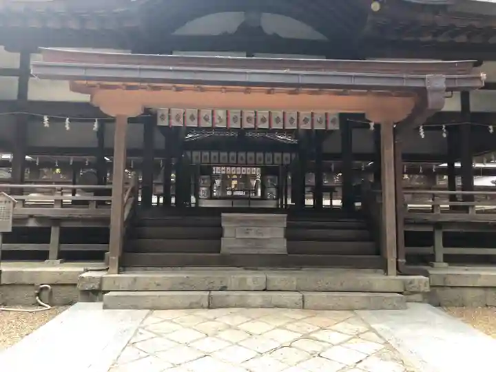 往馬坐伊古麻都比古神社の本殿・本堂