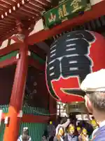 浅草寺の山門・神門